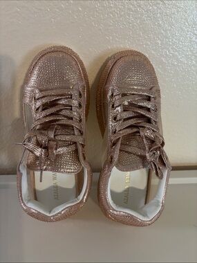 Glitter Lace-Up Sneakers in Rose Gold by Azalea Wang Size 8